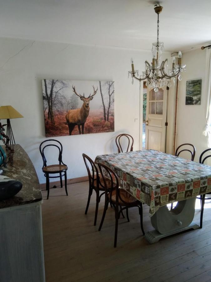 Gezellig Vakantiehuis Te Maissin Exteriör bild